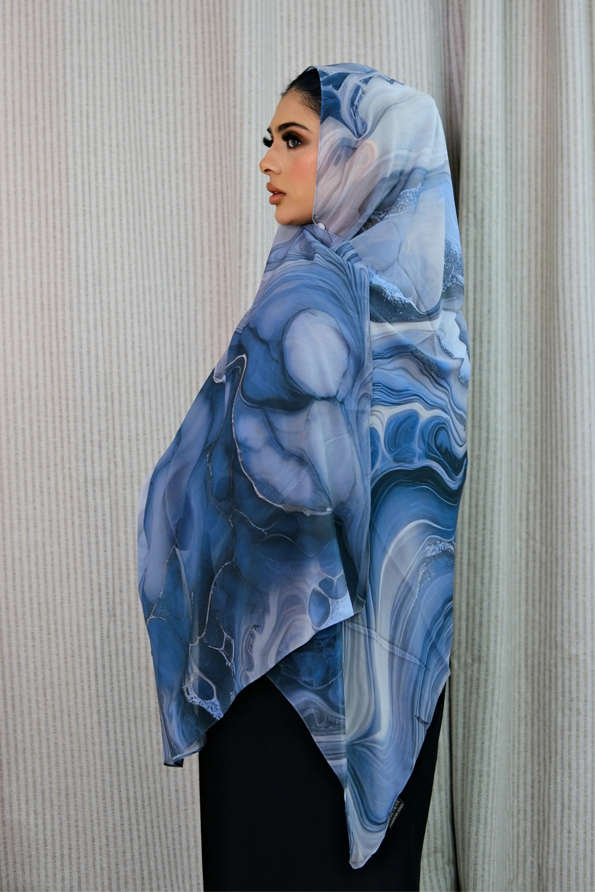 Stone Flow Blue Printed Hijab - Image 3