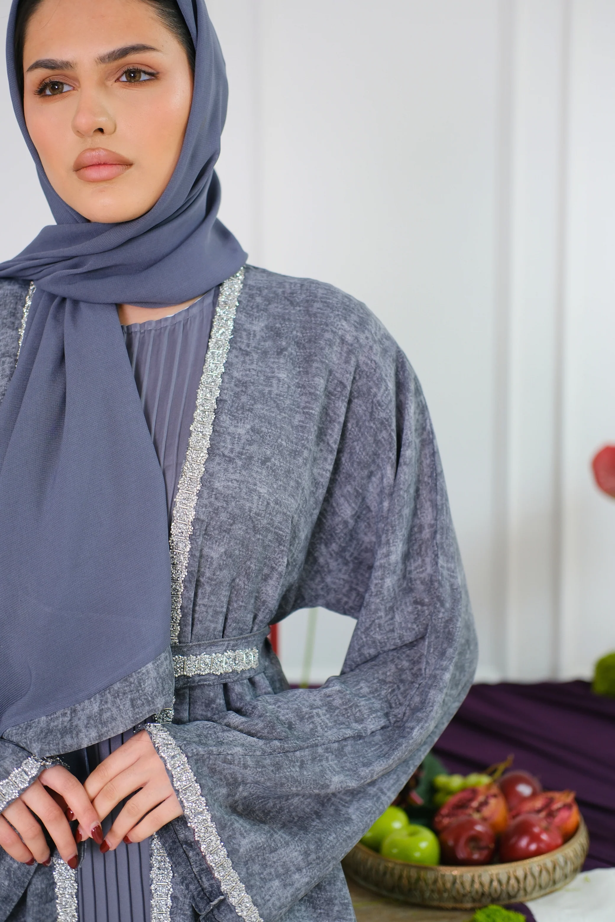 Ashen Drape Abaya - Image 2