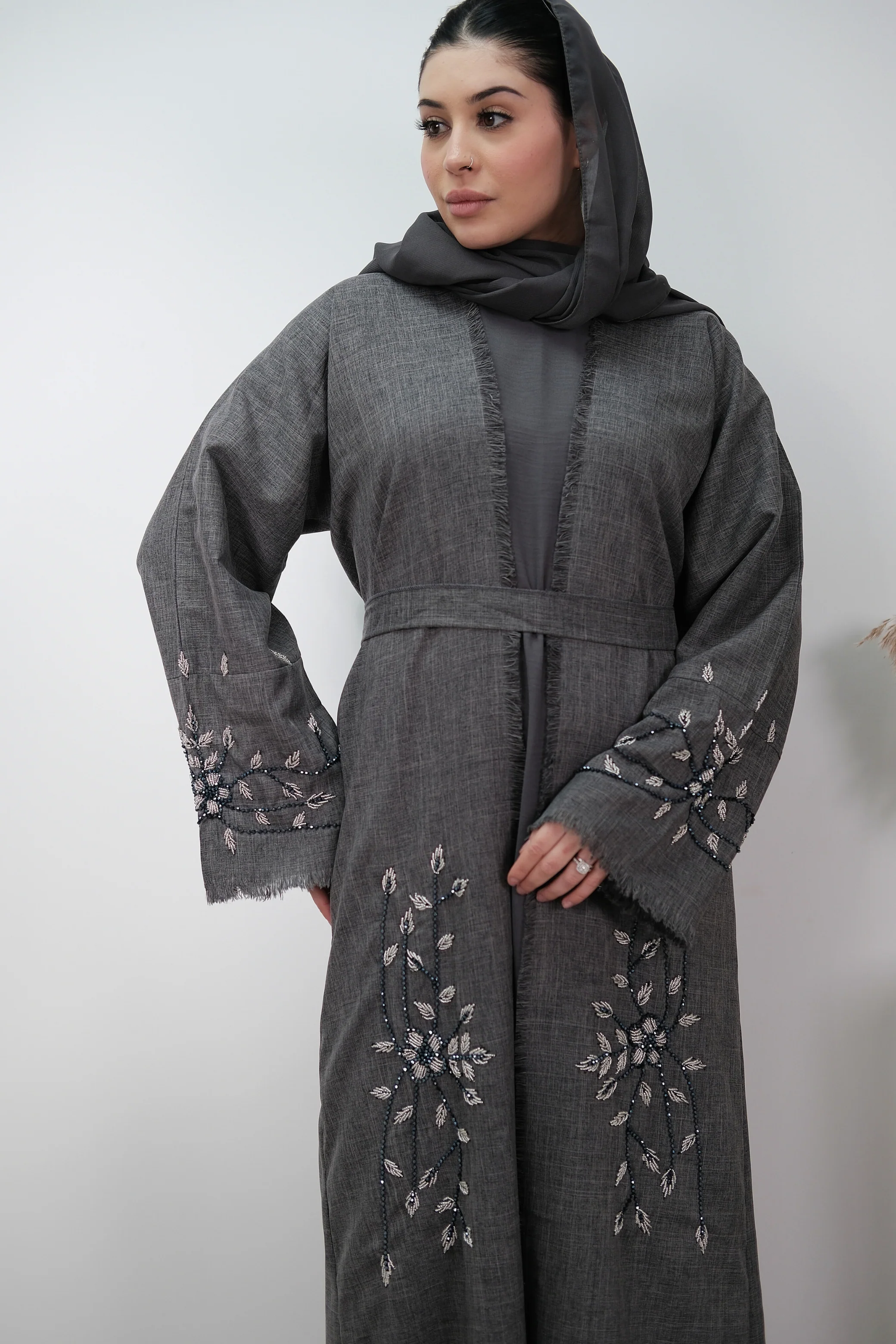 Charcoal Bloom Abaya - Image 3