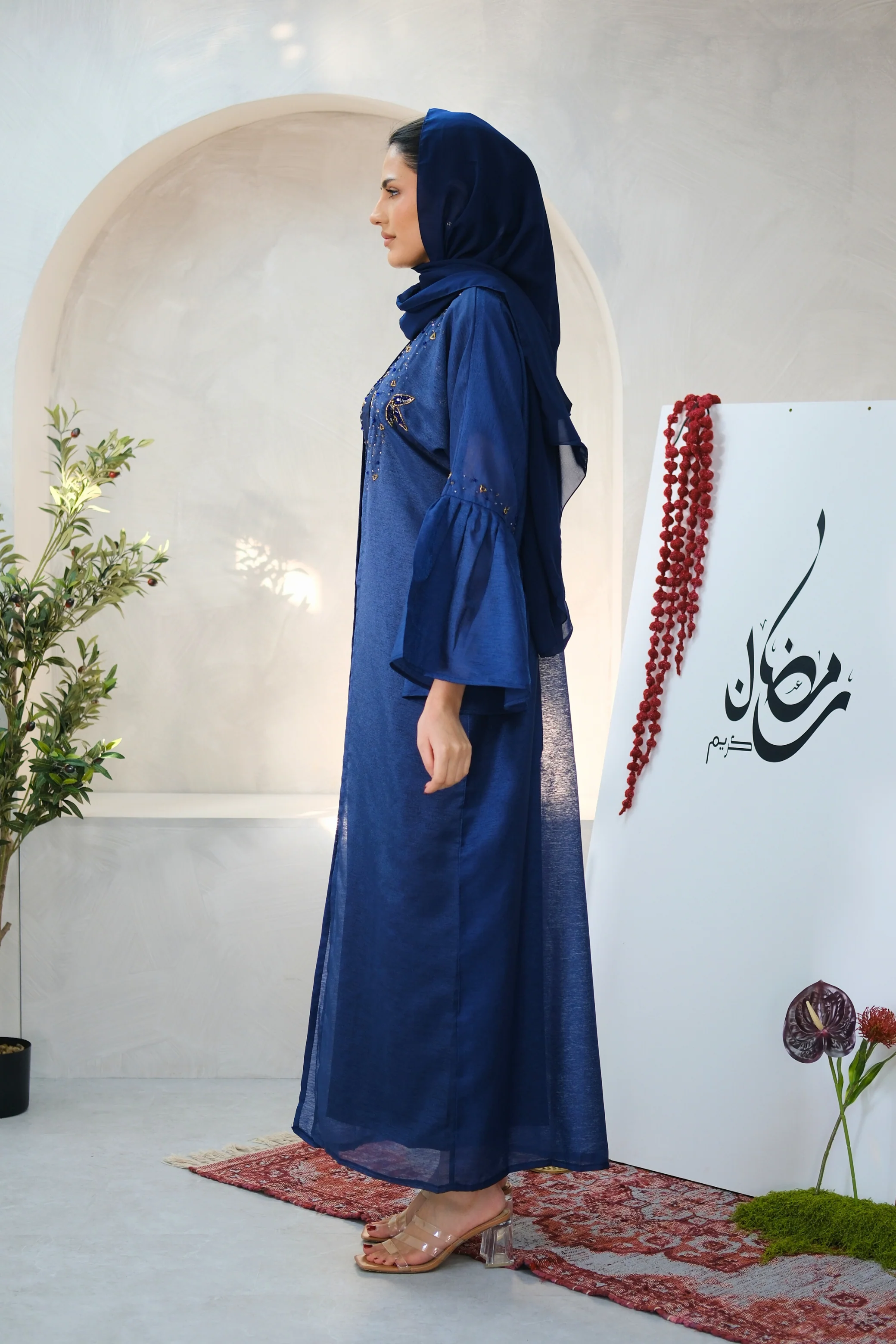 Sapphire Veil Abaya - Image 4