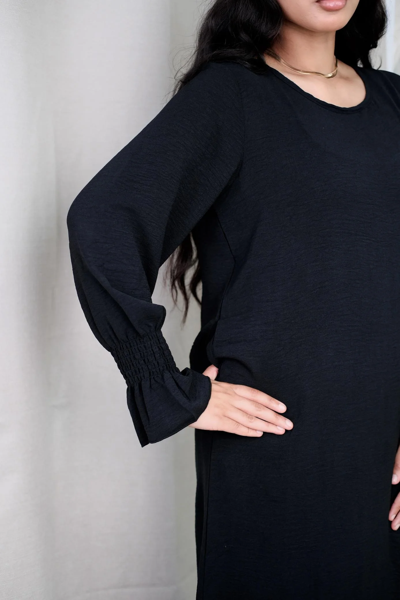 Essential Basic Black Abaya - Image 5