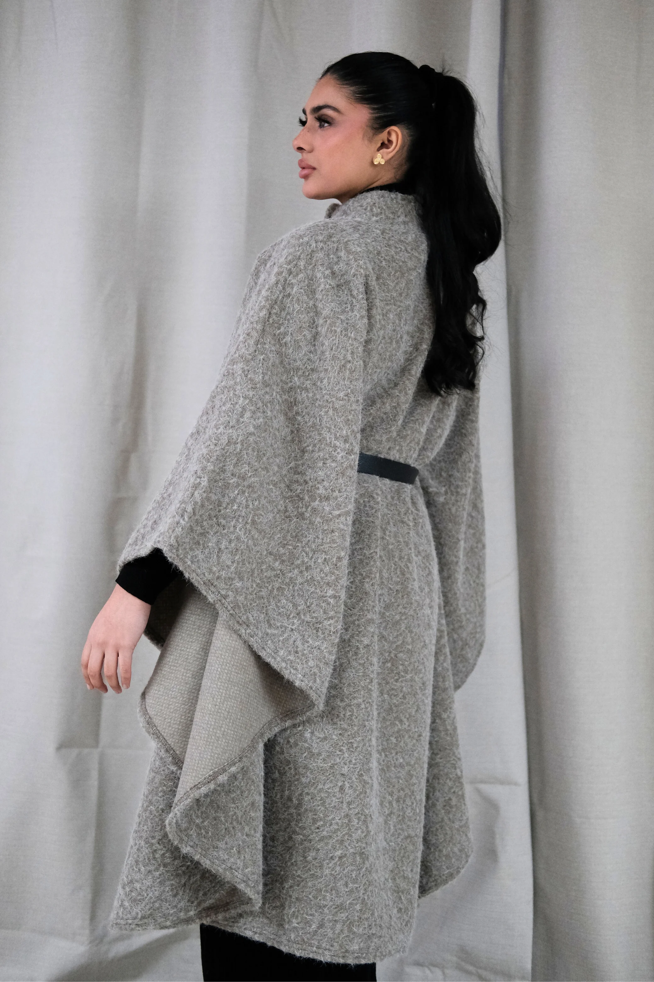 The Alara Beige Belted Cape - Image 4