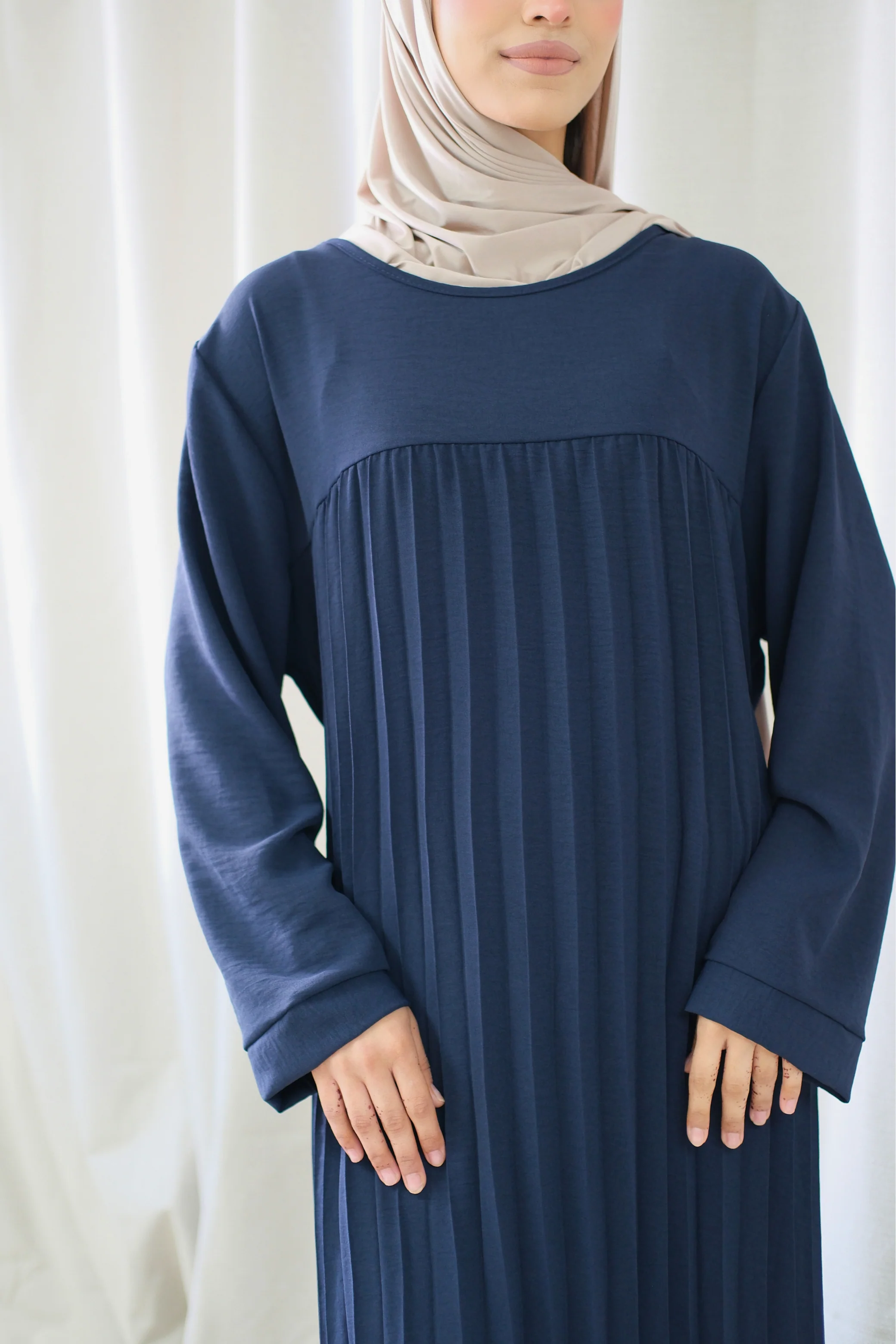 Aria Navy Pleated Dress - Image 6