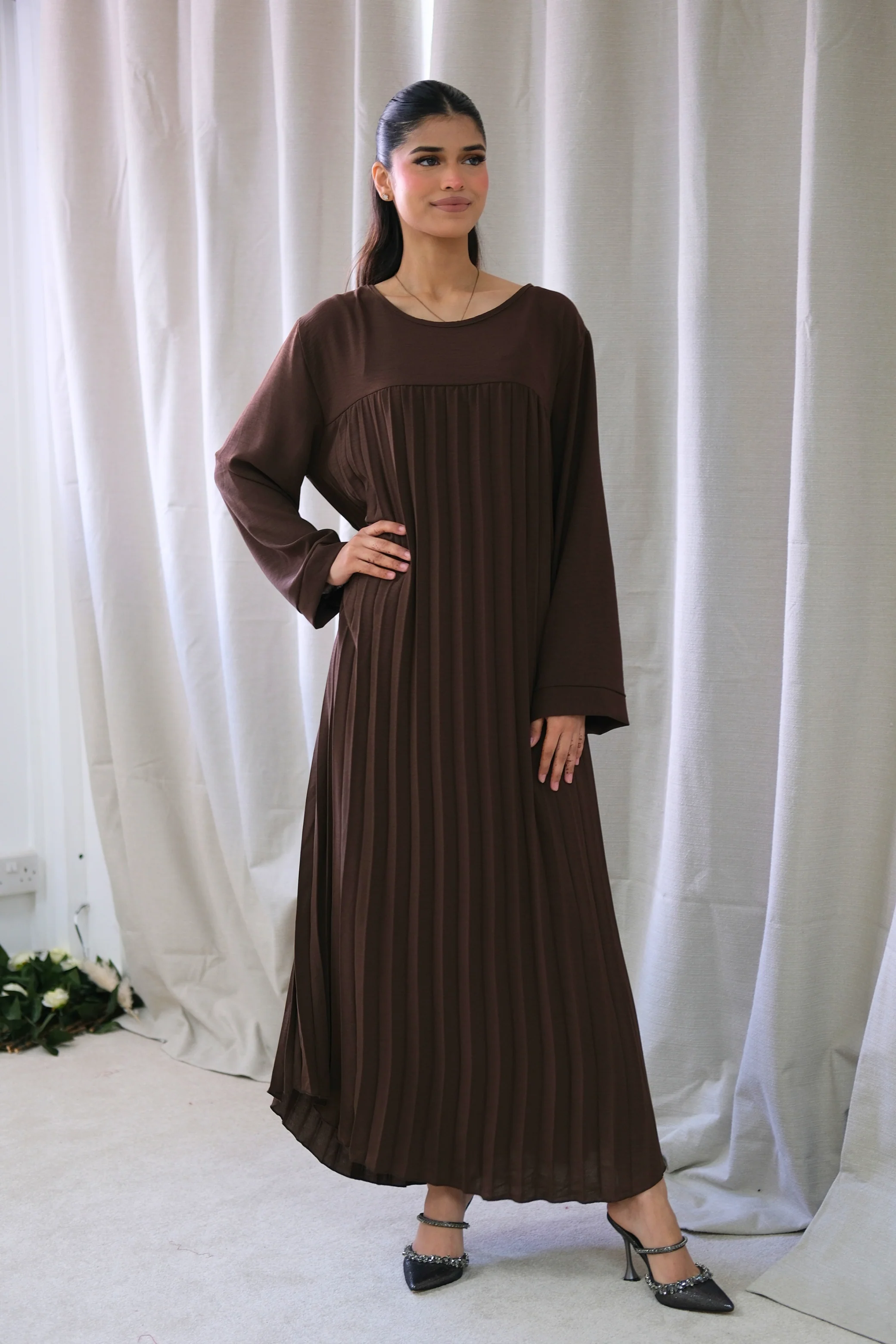 Aria Brown Pleated Dress - Image 7
