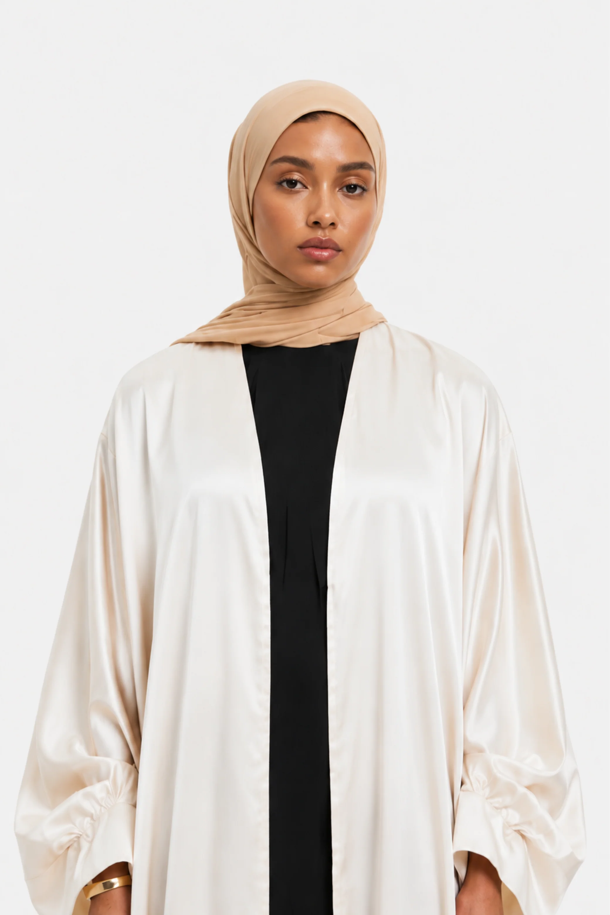 Layla Satin Abaya - Image 3