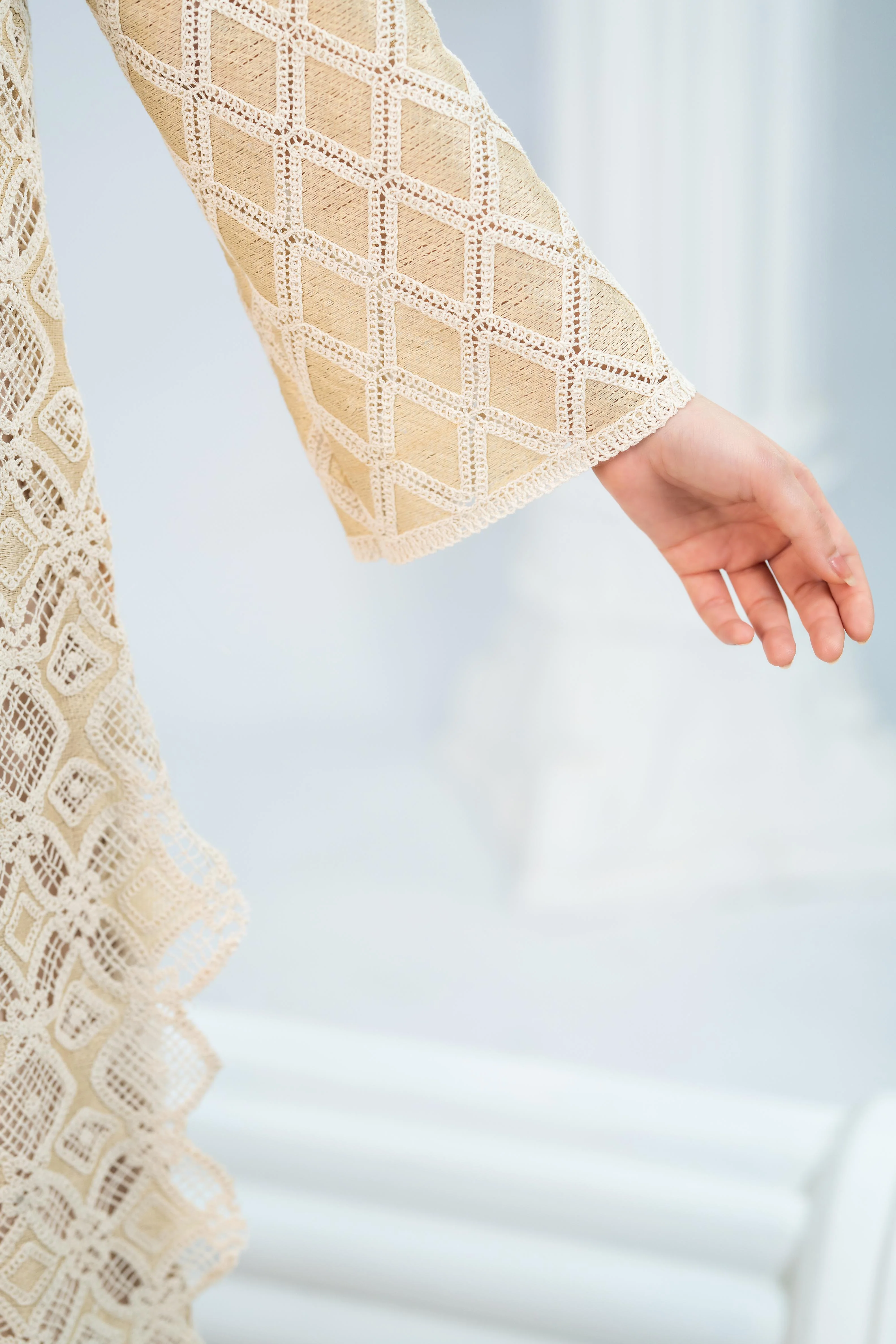 Celestia Lace Kaftan - Image 3