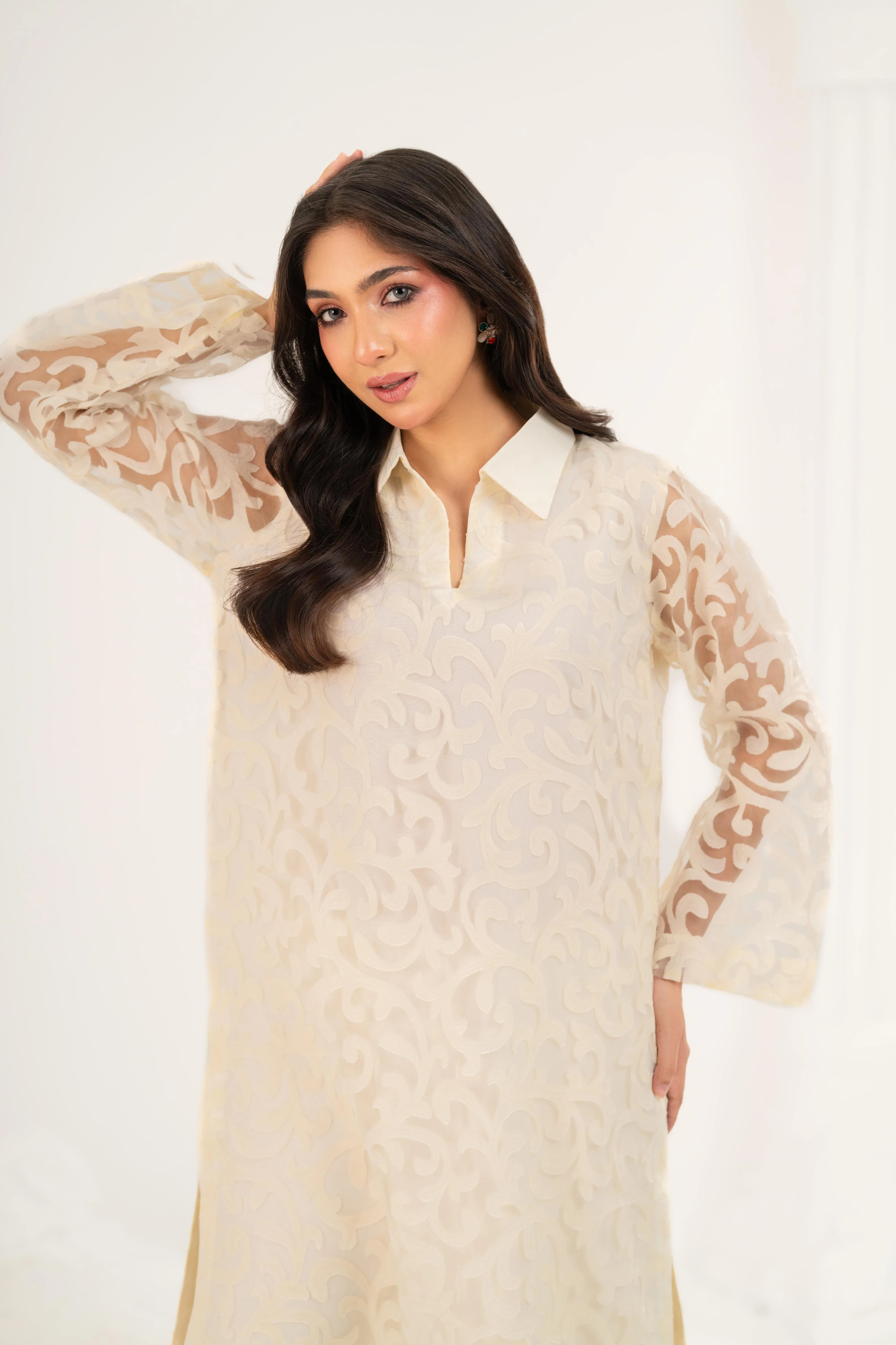 Noeva Embroidered Kaftan - Image 2