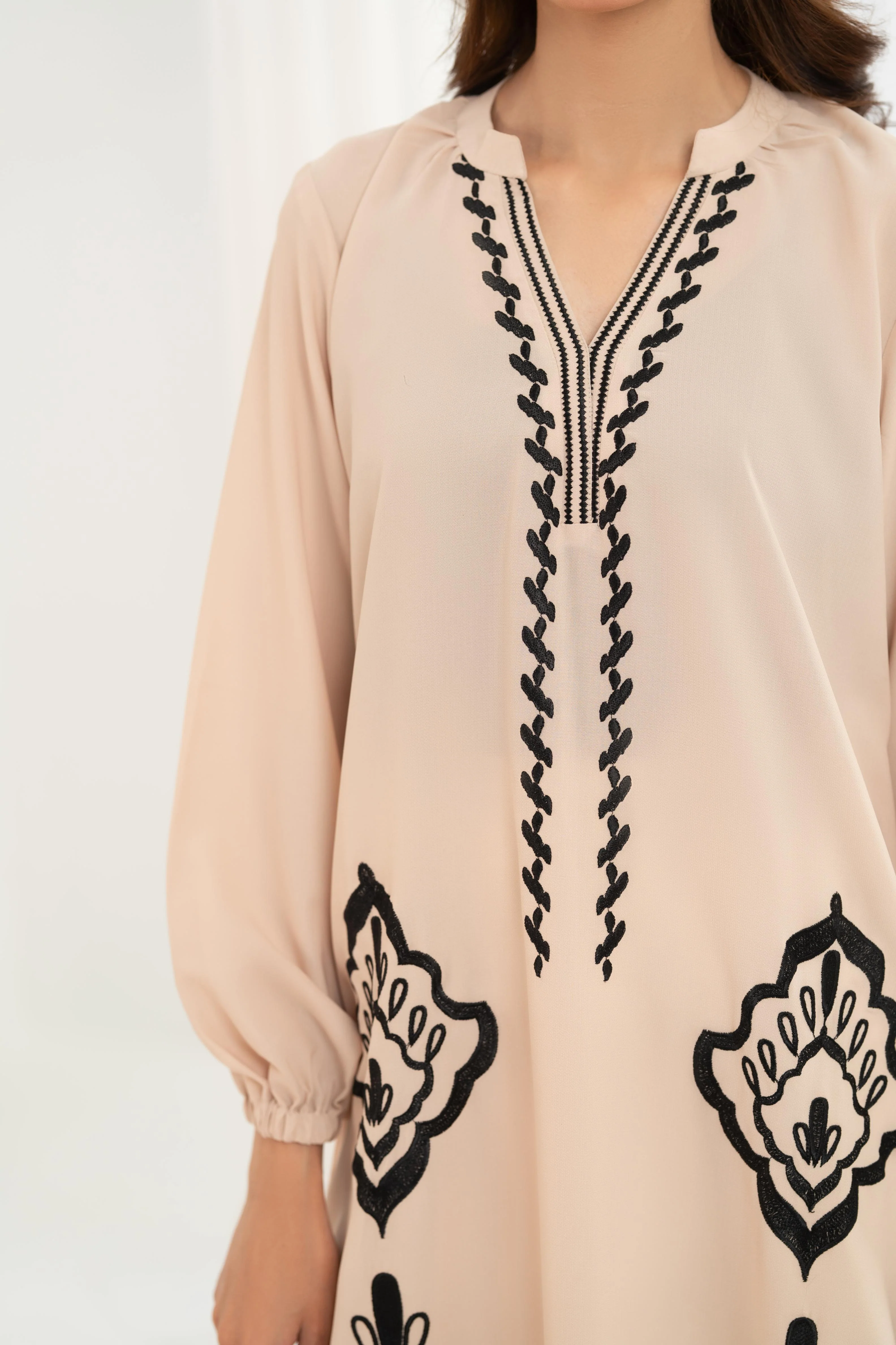 Timeless Embroidery Dress - Image 8